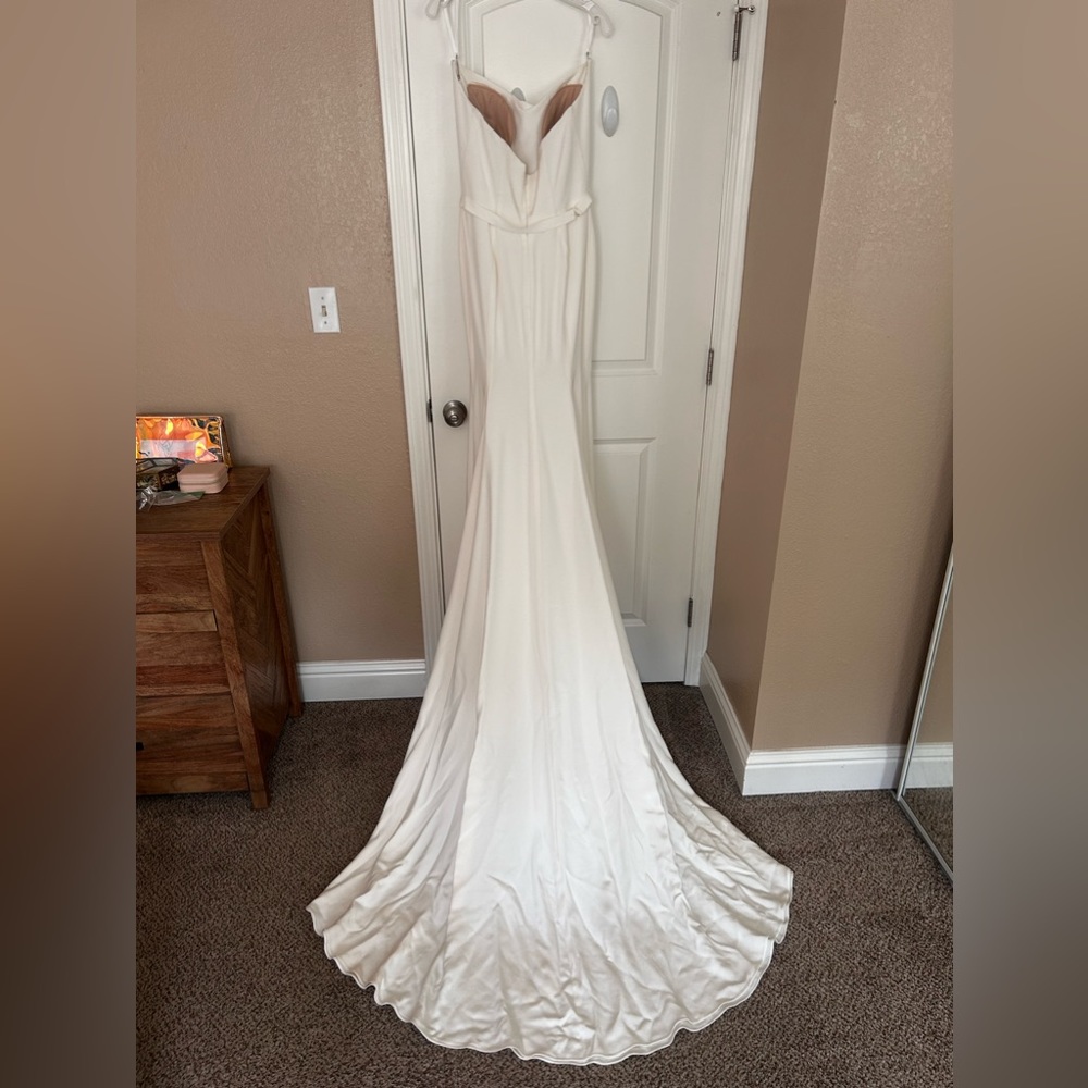 Sarah Seven Jack Wedding Dress - Picture 3 of 9